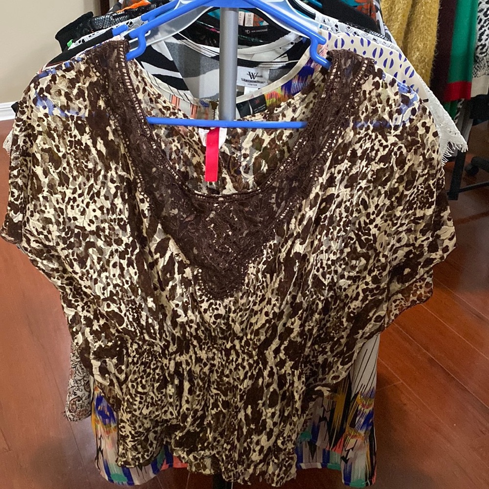 Brown & cream lace blouse (animal print)